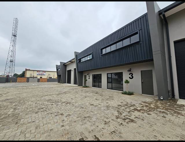 279M² FACTORY TO LET IN ANDERBOLT